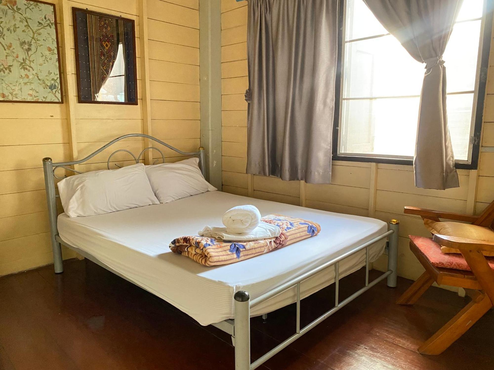 טראט Baan Jaidee Guesthouse מראה חיצוני תמונה